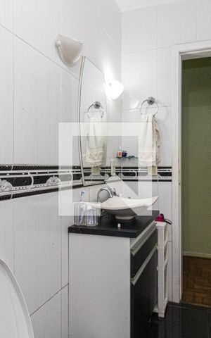 Apartamento à venda com 57m², 2 quartos e sem vagaBanheiro