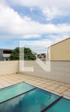 Casa à venda com 153m², 2 quartos e 2 vagas Casa à venda com 153m², 2 quartos e 2 vagasCobertura