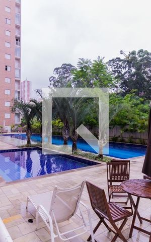 Apartamento para alugar com 77m², 3 quartos e 2 vagas Apartamento para alugar com 77m², 3 quartos e 2 vagasArea Comum - Piscina