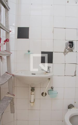 Apartamento à venda com 65m², 2 quartos e 1 vagaBanheiro de Serviço