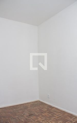 Apartamento à venda com 65m², 2 quartos e 1 vagaQuarto 