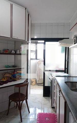 Apartamento à venda com 80m², 3 quartos e 2 vagasCozinha