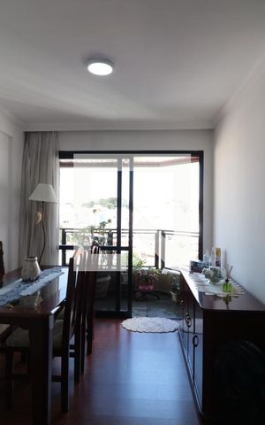 Apartamento à venda com 80m², 3 quartos e 2 vagasSala