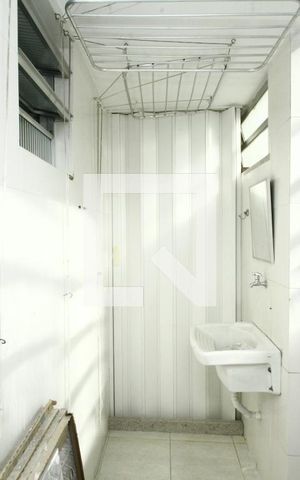 Apartamento à venda com 150m², 2 quartos e 1 vagaÁrea de Serviço