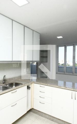 Apartamento à venda com 150m², 2 quartos e 1 vagaCozinha