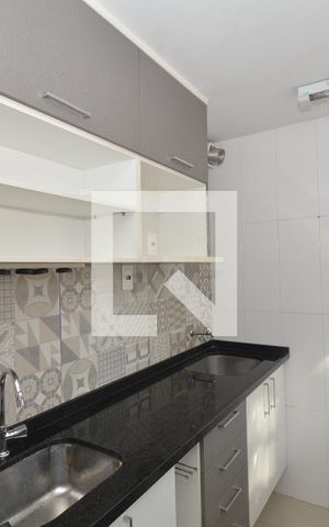 Apartamento à venda com 45m², 2 quartos e 1 vagaCozinha e Área de Serviço