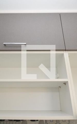 Apartamento à venda com 45m², 2 quartos e 1 vagaCozinha e Área de Serviço - Armários