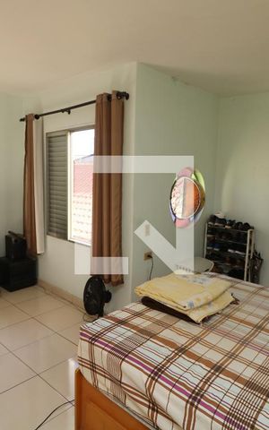 Casa à venda com 200m², 3 quartos e 2 vagasSuíte