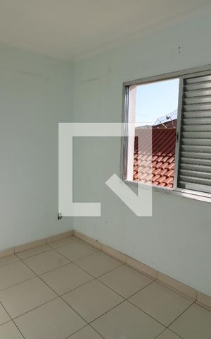 Casa à venda com 200m², 3 quartos e 2 vagasQuarto 2