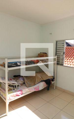 Casa à venda com 200m², 3 quartos e 2 vagasQuarto 3