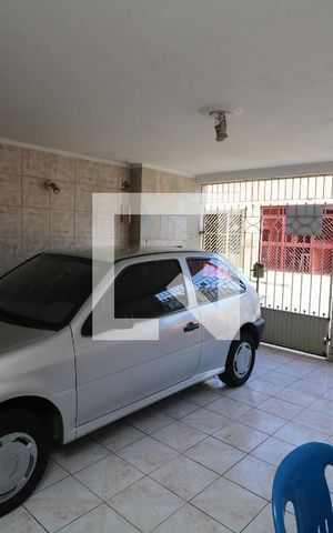 Casa à venda com 200m², 3 quartos e 2 vagasGaragem
