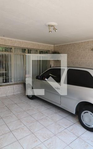 Casa à venda com 200m², 3 quartos e 2 vagasGaragem