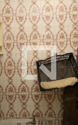 Casa à venda com 200m², 3 quartos e 2 vagasBanheiro de Serviço