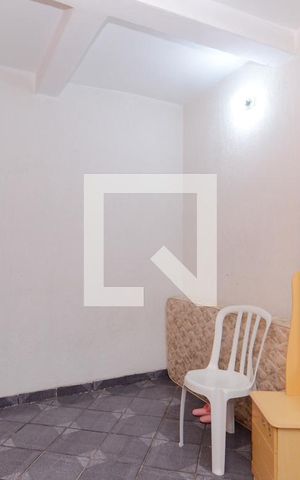 Casa para alugar com 160m², 2 quartos e 2 vagasQuarto 2