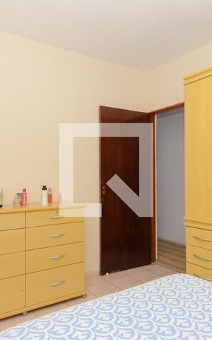 Casa para alugar com 160m², 2 quartos e 2 vagasQuarto 1