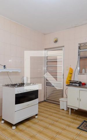 Casa para alugar com 160m², 2 quartos e 2 vagasCozinha