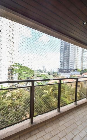 Apartamento à venda com 107m², 4 quartos e 2 vagasVaranda Suíte 02
