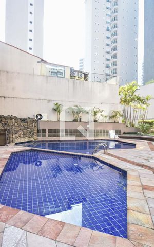 Apartamento à venda com 107m², 4 quartos e 2 vagasPiscina
