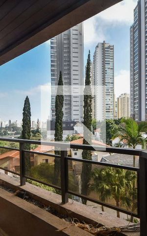 Apartamento à venda com 107m², 4 quartos e 2 vagasVaranda