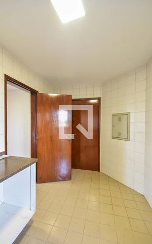 Apartamento à venda com 107m², 4 quartos e 2 vagasCozinha