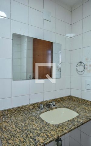 Apartamento à venda com 107m², 4 quartos e 2 vagasBanheiro Suíte 01