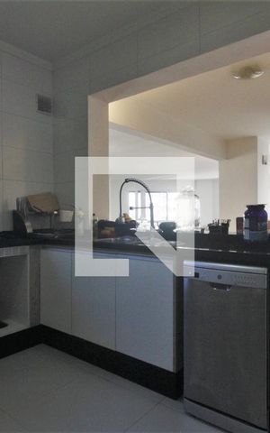 Apartamento à venda com 408m², 3 quartos e 4 vagasCozinha