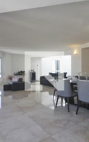 Apartamento à venda com 408m², 3 quartos e 4 vagasSala