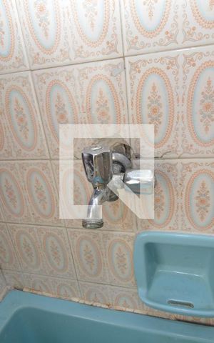 Apartamento para alugar com 80m², 2 quartos e sem vagaCozinha e Área de Serviço