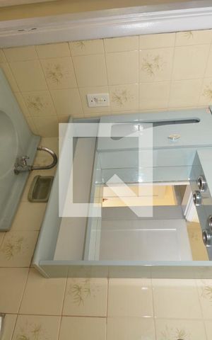 Apartamento para alugar com 80m², 2 quartos e sem vagaBanheiro