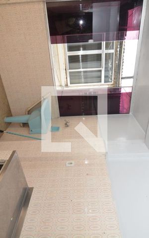 Apartamento para alugar com 80m², 2 quartos e sem vagaCozinha e Área de Serviço