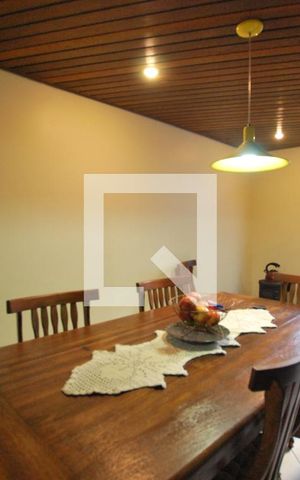 Casa à venda com 222m², 5 quartos e 2 vagasSala de Jantar