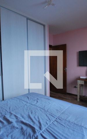 Casa à venda com 222m², 5 quartos e 2 vagasQuarto 2