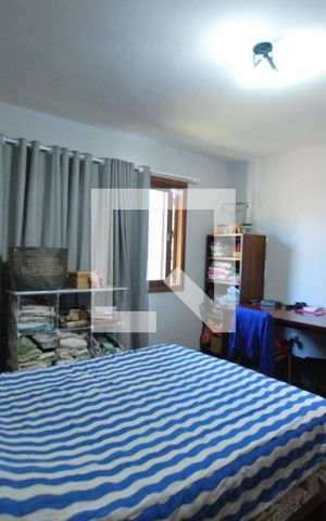 Casa à venda com 222m², 5 quartos e 2 vagasSuíte