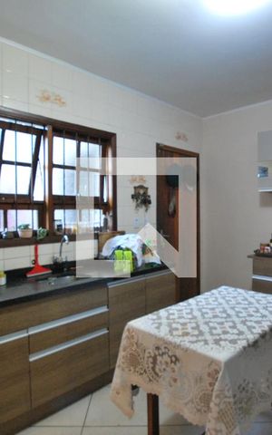 Casa à venda com 222m², 5 quartos e 2 vagasCozinha