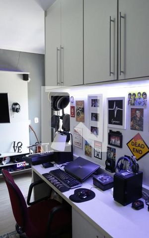 Casa de condomínio à venda com 133m², 2 quartos e 2 vagasSuíte 2