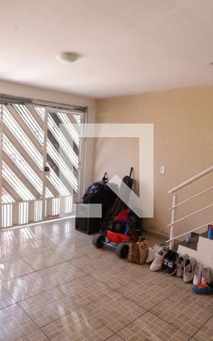 Casa de condomínio à venda com 133m², 2 quartos e 2 vagasGaragem