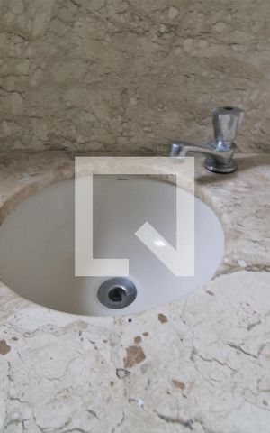 Apartamento à venda com 55m², 2 quartos e 1 vagaPia do banheiro