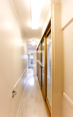 Apartamento à venda com 176m², 3 quartos e 3 vagas Apartamento à venda com 176m², 3 quartos e 3 vagasBanheiro da Suíte 2