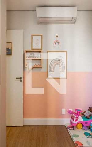 Apartamento à venda com 70m², 2 quartos e 2 vagas Apartamento à venda com 70m², 2 quartos e 2 vagasQuarto 2