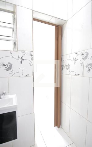 Casa para alugar com 30m², 1 quarto e sem vagaBanheiro