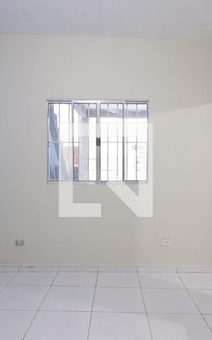 Casa para alugar com 30m², 1 quarto e sem vagaSala