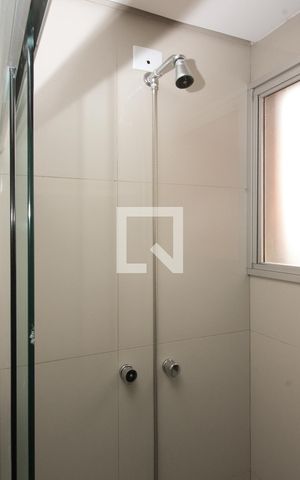 Apartamento à venda com 298m², 3 quartos e 2 vagas Apartamento à venda com 298m², 3 quartos e 2 vagasBanheiro da Suíte