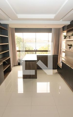 Apartamento à venda com 298m², 3 quartos e 2 vagas Apartamento à venda com 298m², 3 quartos e 2 vagasQuarto 2