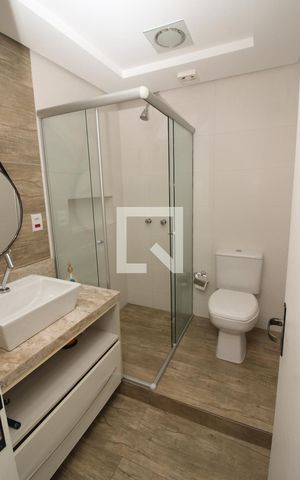 Apartamento à venda com 298m², 3 quartos e 2 vagas Apartamento à venda com 298m², 3 quartos e 2 vagasBanheiro Social