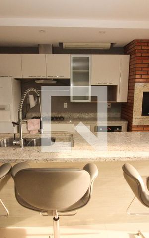 Apartamento à venda com 298m², 3 quartos e 2 vagas Apartamento à venda com 298m², 3 quartos e 2 vagasCozinha