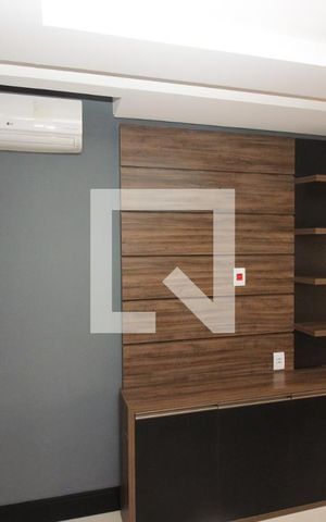 Apartamento à venda com 298m², 3 quartos e 2 vagas Apartamento à venda com 298m², 3 quartos e 2 vagasQuarto 2