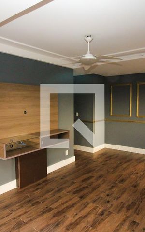 Apartamento à venda com 298m², 3 quartos e 2 vagas Apartamento à venda com 298m², 3 quartos e 2 vagasQuarto Suíte