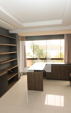 Apartamento à venda com 298m², 3 quartos e 2 vagas Apartamento à venda com 298m², 3 quartos e 2 vagasQuarto 2