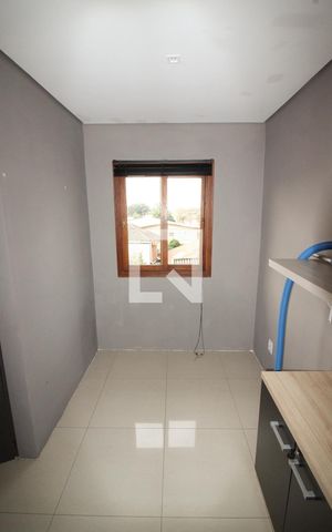 Apartamento à venda com 298m², 3 quartos e 2 vagas Apartamento à venda com 298m², 3 quartos e 2 vagasQuarto de Serviço