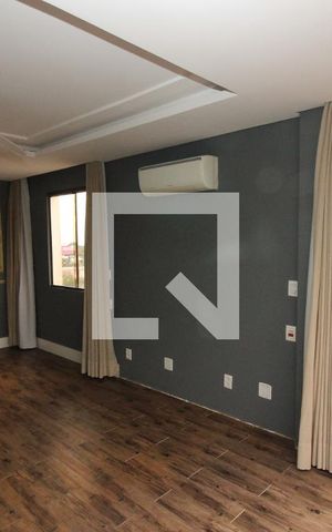 Apartamento à venda com 298m², 3 quartos e 2 vagas Apartamento à venda com 298m², 3 quartos e 2 vagasQuarto Suíte